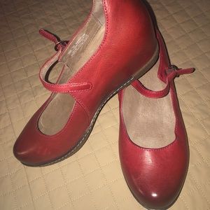 Dansko Loralie Size 38